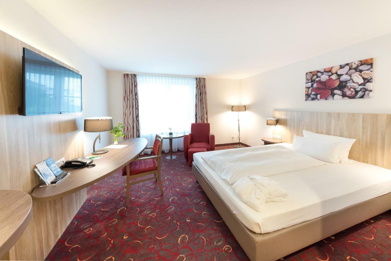 Hotel Alarun อุนเทอร์ชไลสส์ไฮม์ ภายนอก รูปภาพ